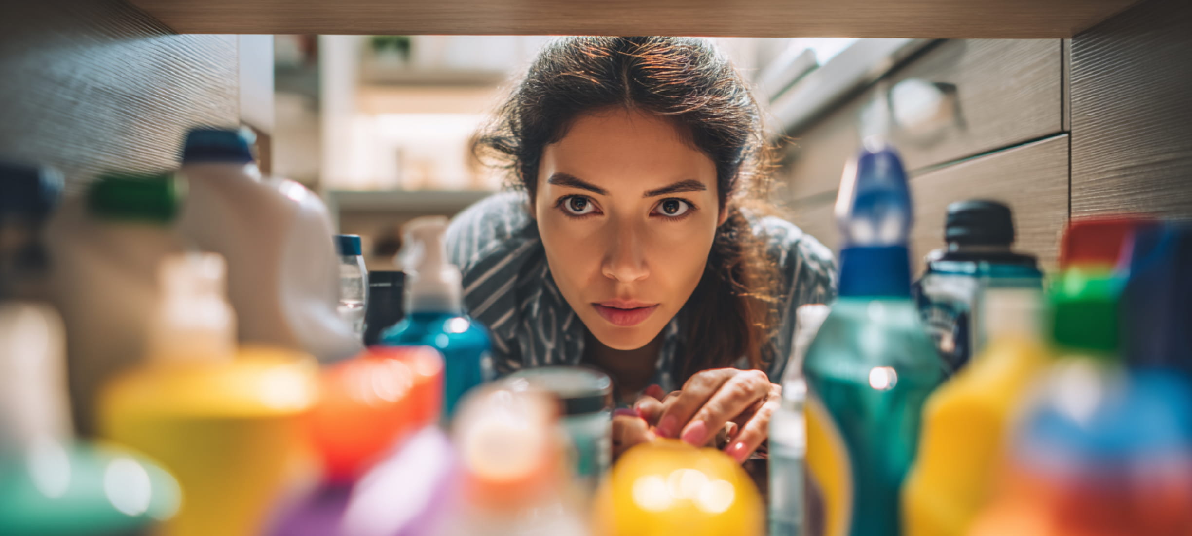 Запрещенные средства для натяжных потолков